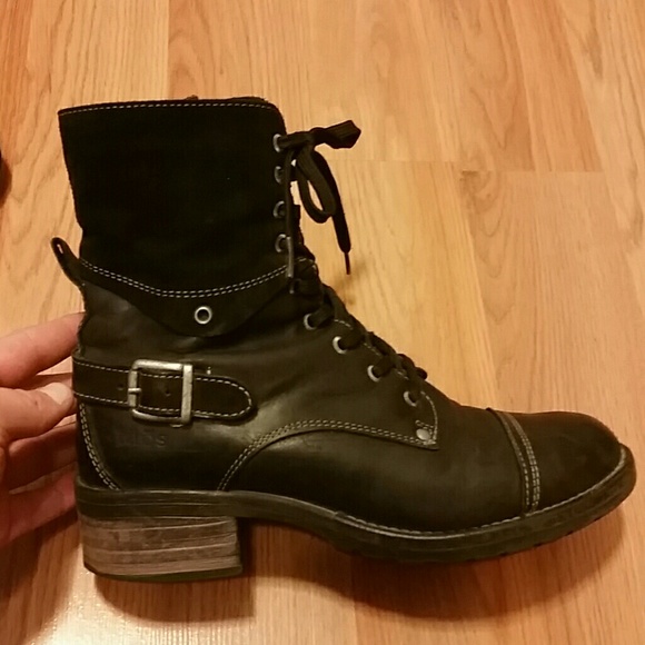 taos crave boots black
